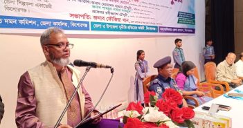 দুদক পরিচালক